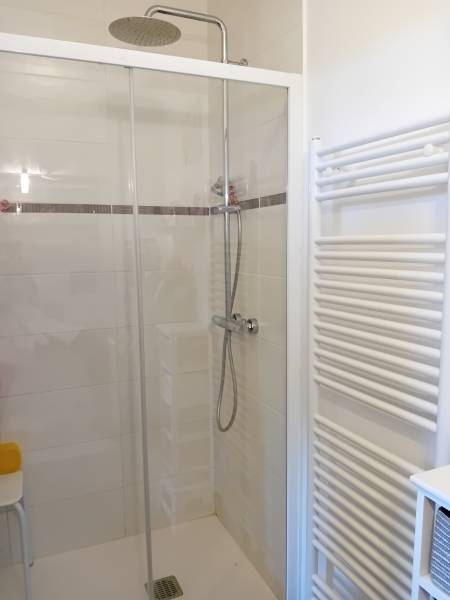 Acheter un appartement proche de la gare, parking, jardinet, commerces sur place, près de 50 m² – Chaumont-en-Vexin (60)