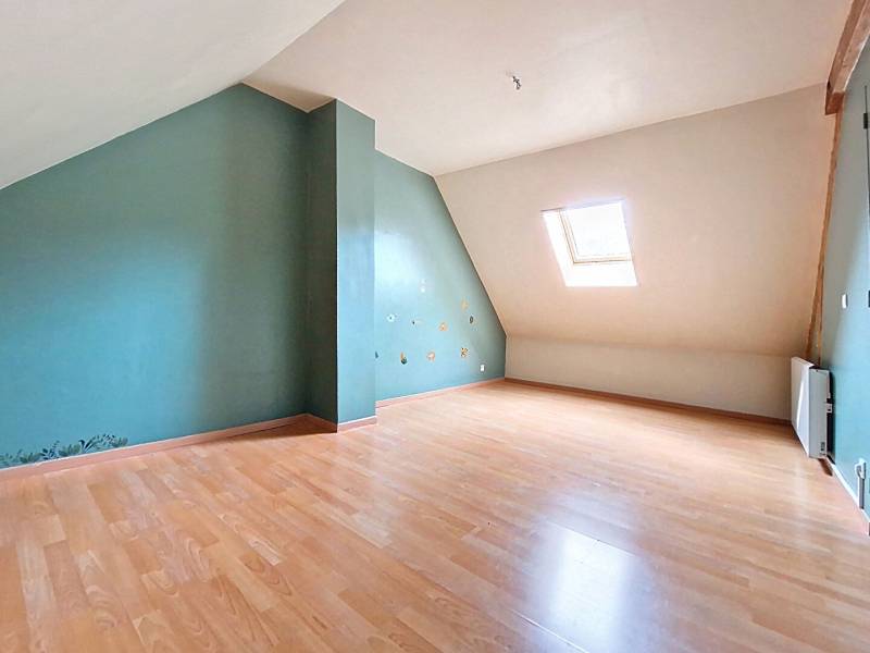 Maison offrant un plain pied de vie sur sous-sol total proche Gisors sur 850m² de terrain