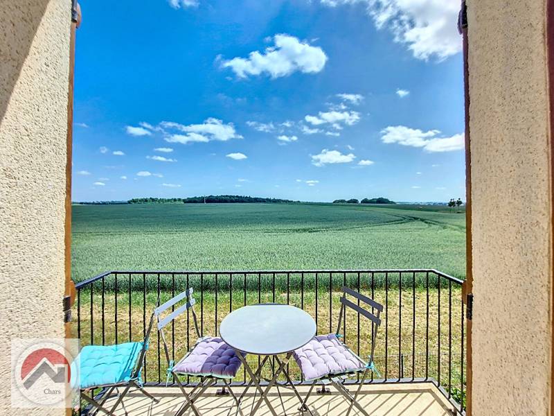 Maison récente traditionnelle, grand terrain de + de 1000 m², belles prestations, à 15 minutes de Marines (95)