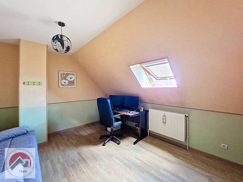 Maison récente traditionnelle, grand terrain de + de 1000 m², belles prestations, à 15 minutes de Marines (95)