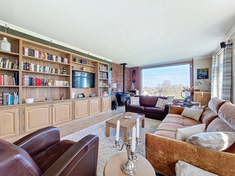 Acheter maison en pierre, située aux portes du Val-d’Oise, beaux volumes et rénovation soignée, proche de Chars (95)