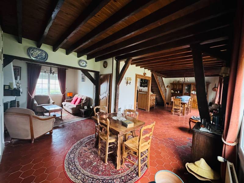 Acheter un pavillon 3 chambres proche de Gisors avec sous-sol et grand terrain