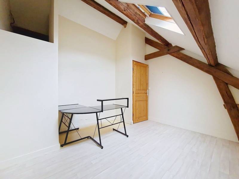 Maison à vendre avec dépendance et jardin, 15 min de Cergy, sur le secteur de Magny-en-Vexin