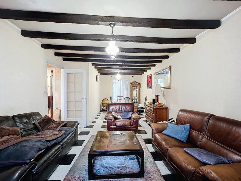 Acheter un pavillon, 4 chambres, grand terrain, environnement verdoyant, gare et commerces, à Chaumont-en-Vexin (60)