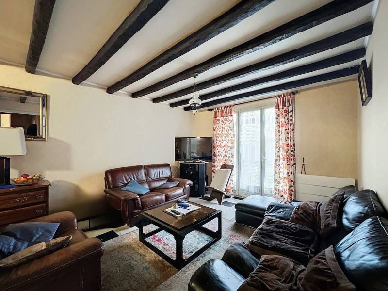 Acheter un pavillon, 4 chambres, grand terrain, environnement verdoyant, gare et commerces, à Chaumont-en-Vexin (60)