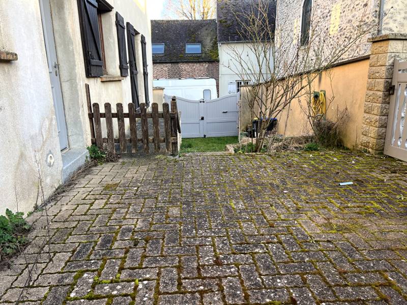 acheter une maison ancienne, avec cave voutée, jardin, proche commerces sans le Vexin au nord de chaumont en vexin (60)