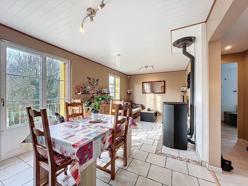 acheter maison avec sous-sol total, vie de plain-pied, 3 chambres, environnement paisible, terrain clos de 800 m2, à Chaumont-en-Vexin (60) à 30 minutes de  Pontoise (95)