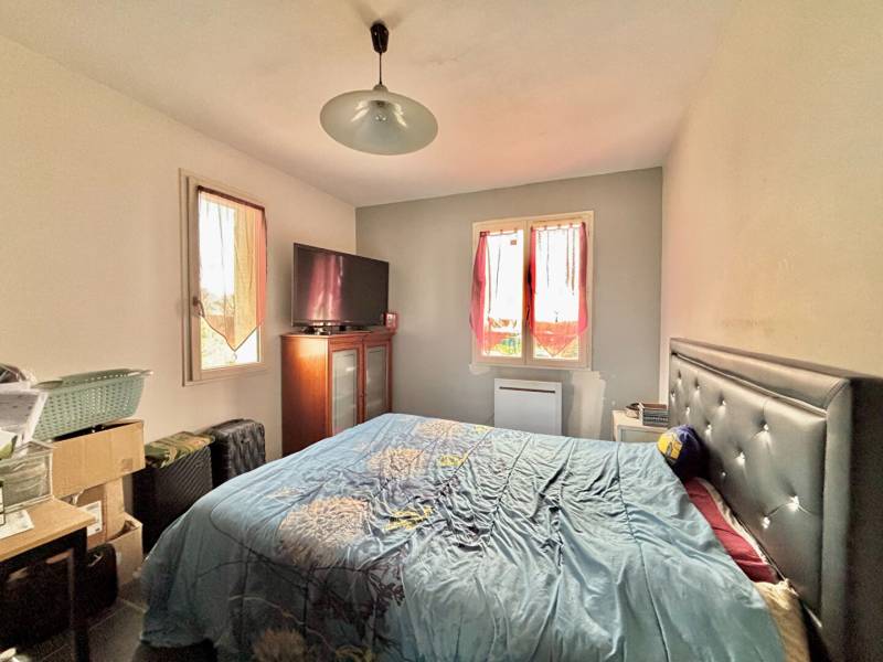 Acheter une maison de type R+1, axe rapide Cergy, sous-sol total, 1200 m² de terrain, 5 chambres, à Saint-Clair-sur-Epte