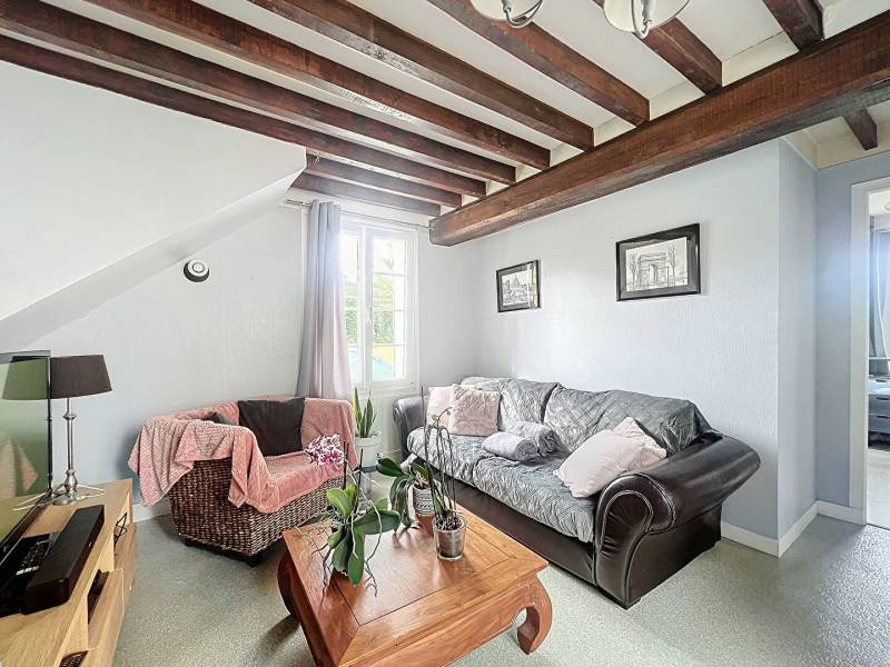 Acheter une maison ancienne entièrement restaurée, 4 chambres avec terrain de 1500 m², à Chaumont-en-Vexin (60)