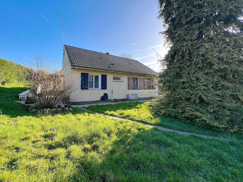 Acheter un pavillon, 4 chambres, terrain 1400 m², environnement verdoyant, gare et commerces à proximité, à Chaumont-en-Vexin (60)