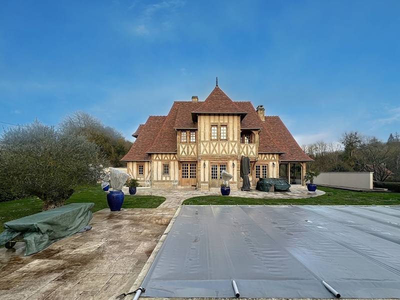 acheter une Belle propriété à moins de 10 minutes des Commerces, dans un environnement très agréable, 2000 m2 de terrain, 230 m2 habitable, à chaumont en vexin (60)