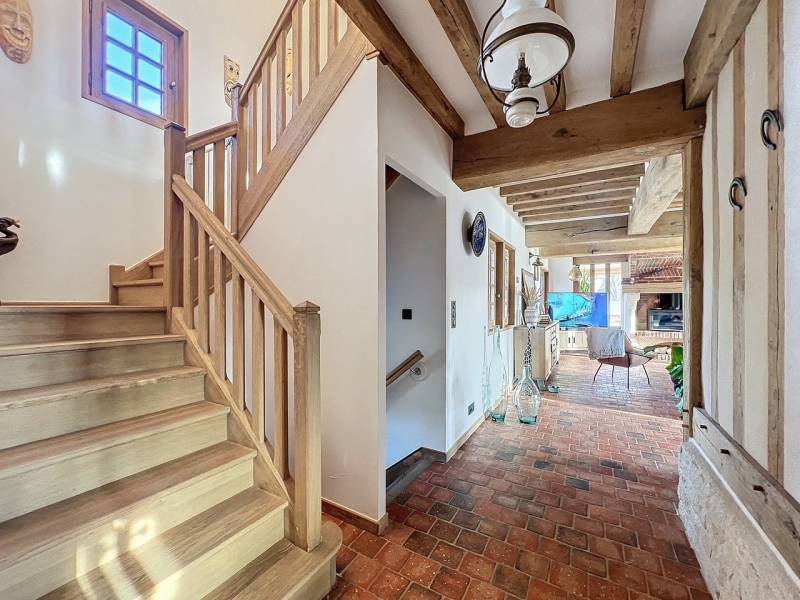 acheter une Belle propriété à moins de 10 minutes des Commerces, dans un environnement très agréable, 2000 m2 de terrain, 230 m2 habitable, à chaumont en vexin (60)