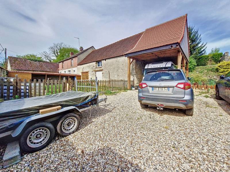 Acheter une maison de charme en pierre, dans le Vexin, gare à proximité, 8 pièces, terrain de plus de 1000 m², à Chars (95)