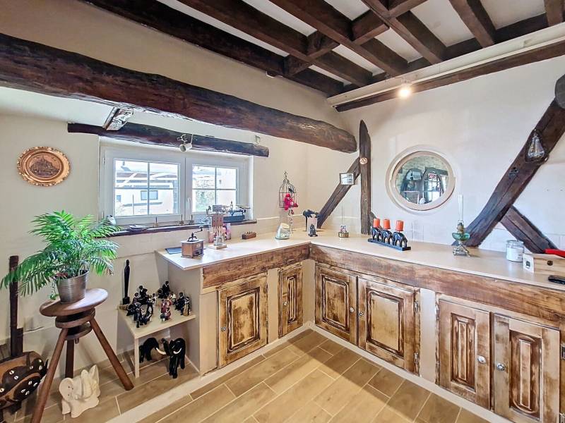 Acheter une maison de charme en pierre, dans le Vexin, gare à proximité, 8 pièces, terrain de plus de 1000 m², à Chars (95)