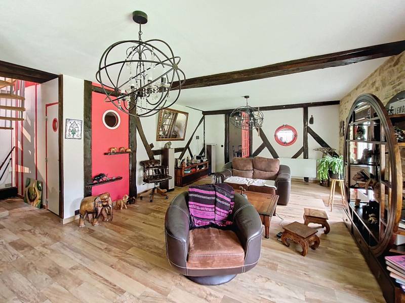 Acheter une maison de charme en pierre, dans le Vexin, gare à proximité, 8 pièces, terrain de plus de 1000 m², à Chars (95)