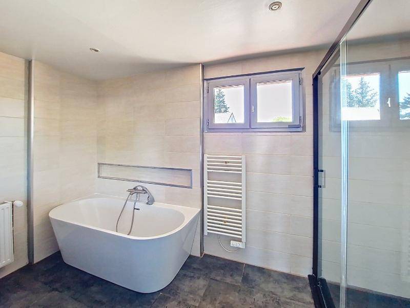 Maison ancienne rénovée d'environ 75m² habitables, située proche d'Étrépagny, avec possibilité de vie de plain-pied, sur un terrain d'environ 550m² — ACI IMMOBILIER ÉTREPAGNY