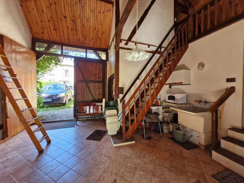 Acheter une maison ancienne en L avec jardin de 1300 m², vie de plain-pied, cave et atelier – Chaumont-en-Vexin (60)