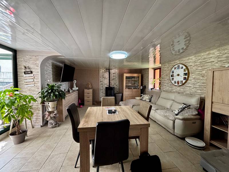 Acheter une maison ancienne, axe rapide cergy-pontoise, 4 chambres, jardin clos + de 700 m2, véranda, à SAINT CLAIR SUR EPTE