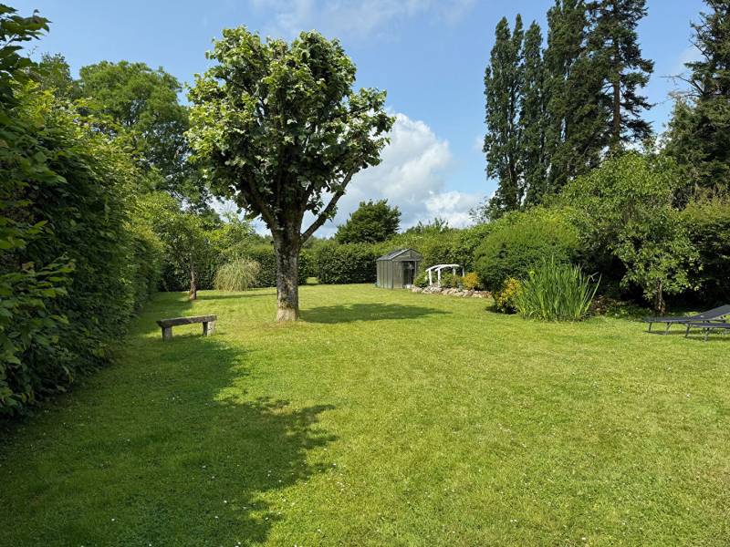 Acheter une maison ancienne de type longère dans le Vexin, 4 chambres, 1000 m² de terrain – située à Chaumont-en-Vexin (60)