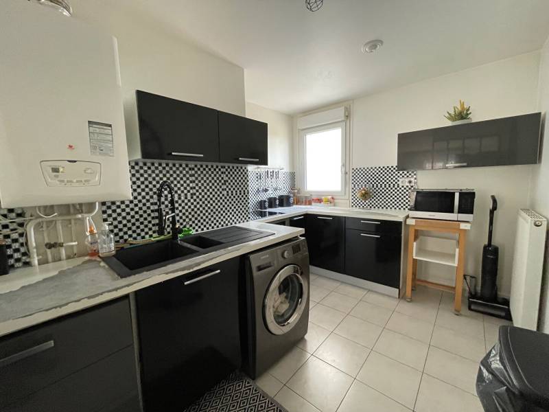 A LOUER SECTEUR IDEAL, 2 pièces, 58 m2  à st ouen l'aumone (95)