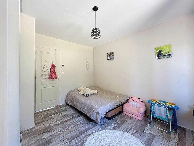 Maison neuve de plain-pied 3 chambres avec studio indépendant sur 1200 m² – Chaumont-en-Vexin (Vexin)