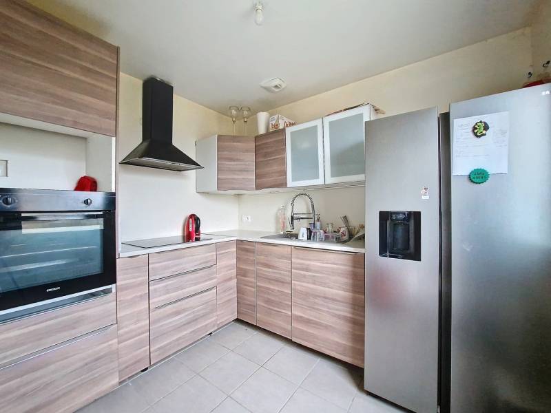 acheter une maison de plain-pied de moins de 10 ans axe rapide CERGY (95) , 4 chambres, garage terrain 1000 m2, DPE A, situé a SAINT CLAIR SUR EPTE