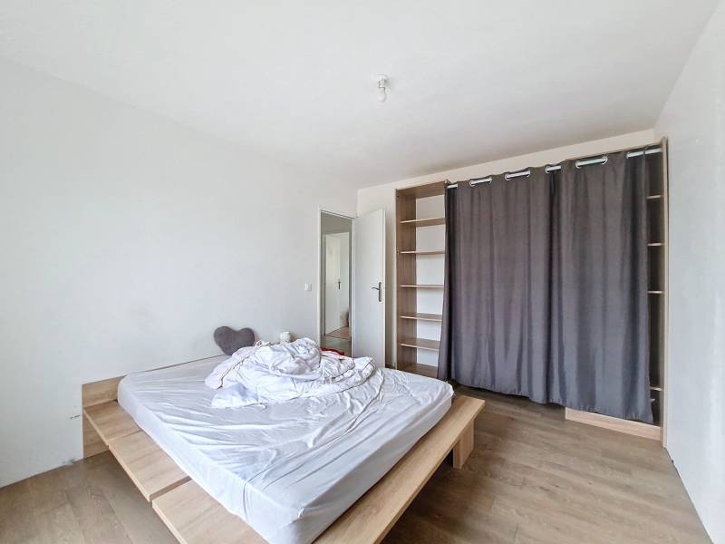 acheter une maison de plain-pied de moins de 10 ans axe rapide CERGY (95) , 4 chambres, garage terrain 1000 m2, DPE A, situé a SAINT CLAIR SUR EPTE