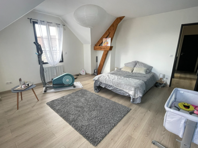 Acheter un pavillon individuel avec quatre chambres en exclusivité au Bellay-en-Vexin proche de Chars dans le département du Val d'Oise