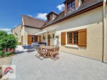 Notre zone d'activité pour ce service Ancienne grange en pierre à rénover / avec travaux à vendre au meilleur prix 